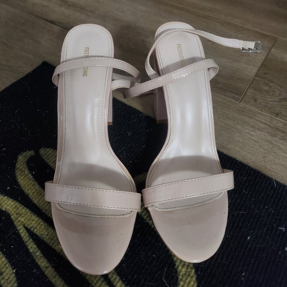 Nude heels sandal